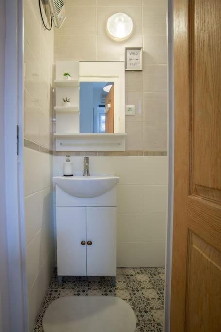 Cozy Studio With Air Condition Freshly Renovated Βουδαπέστη Εξωτερικό φωτογραφία