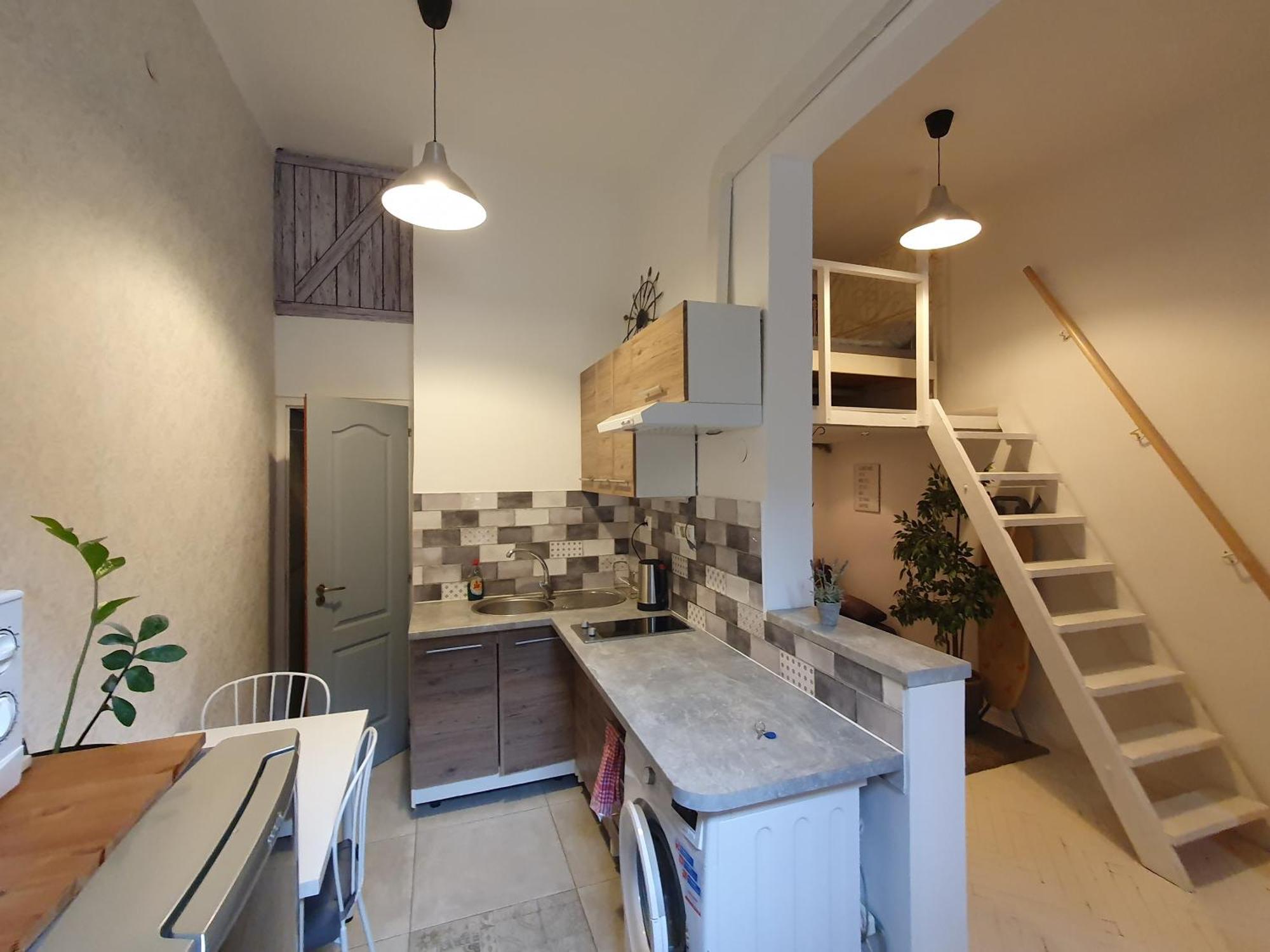 Cozy Studio With Air Condition Freshly Renovated Βουδαπέστη Εξωτερικό φωτογραφία